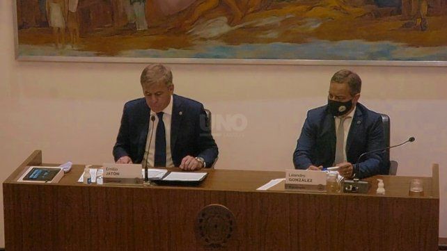 EL intendente Emilio Jatón junto al presidente del Concejo, Leandro González.