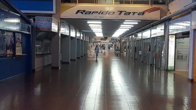 La terminal de colectivos en el regreso de los servicios de media y larga distancia después de 8 meses. 