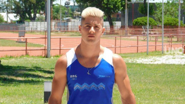 Carrizo viene de lograr 11.23 con viento de 1.7 en contra en el Torneo Regreso 1 desarrollado recientemente en la pista del Card de Santa Fe.