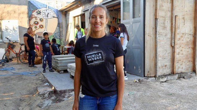 La jugadora de Beach vóley ya ayudó el año pasado a un merendero en Mar del Plata.