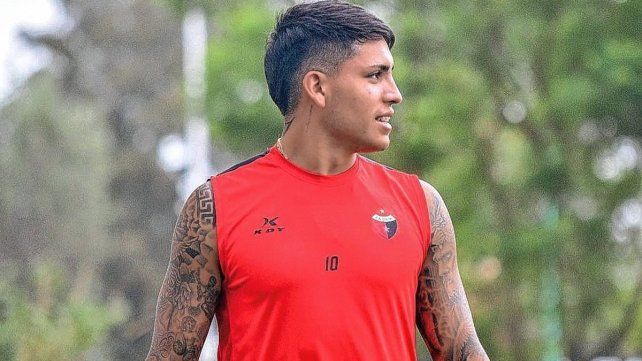 Con el mes de mayo en marcha, Facundo Farías podría volver a ponerse la camiseta de Colón en dos semanas.