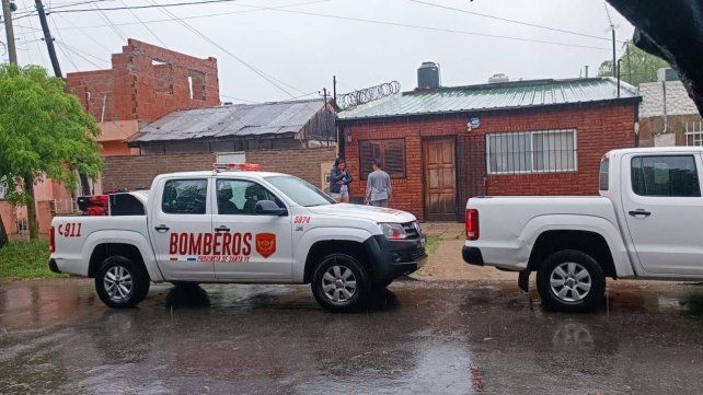 Una mujer de 74 años falleció el viernes 24 de octubre de 2025 tras el derrumbe del techo de una casa en Riobamba al 6200. Una mujer de 74 años falleció el viernes 24 de octubre de 2025 tras el derrumbe del techo de una casa en Riobamba al 6200.