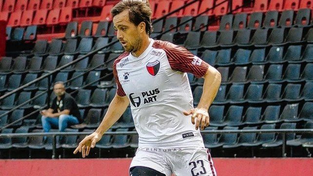Eduardo Dom&iacute;nguez duda y Christian Bernardi tendr&iacute;a chances de ser titular ante Independiente por la Copa Liga Profesional. Foto: prensa Col&oacute;n