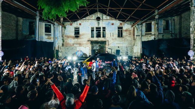 El Mercado Progreso fue el escenario elegido para arrancar la temporada de Red Bull Batalla en Argentina, con la Regional de Santa Fe como puntapié inicial.