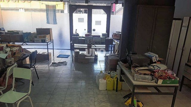 Instituto Almirante Guillermo Brown. El anexo funciona en pleno centro santafesino. El contrató de alquiler finaliza a finales de abril. Crece la incertidumbre de docentes, alumnos y asistentes escolares.