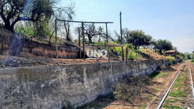 Vecinos de barrio Roma preocupados por el avance de construcciones irregulares. 