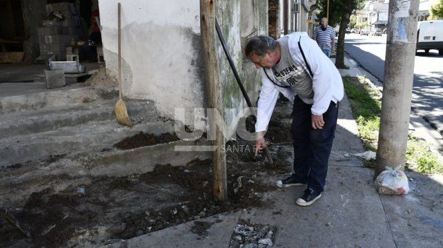 Bardina señala el supuesto punto donde estuvo la falla del Cable OF y contó el 4 de febrero a UNO: 