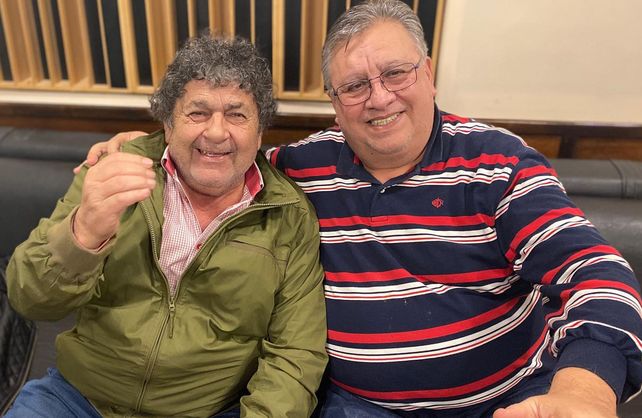 Rubén Cacho Deicas y Marcos Camino de Los Palmeras palpitaron los 119 años de Colón.