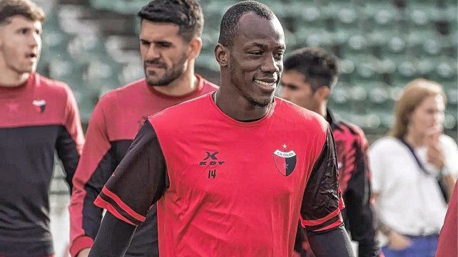 El colombiano Baldomero Perlaza, uno de los extranjeros que tiene Col&oacute;n.