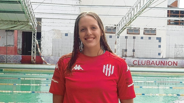 Candela Giordanino tuvo un intenso 2021, y busca entrar a la selección nacional mayor de aguas abiertas.
