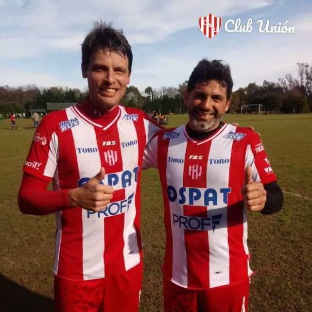 Roberto Battión (izquierda) era uno de los apuntados por Unión, pero se irá a trabajar a Independiente.