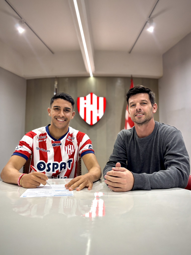 Uni&oacute;n present&oacute; la vuelta de Mosqueira con detalles.