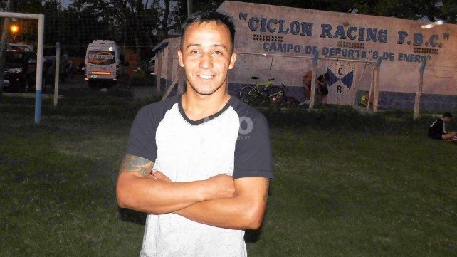 El volante central Sergio Fern&aacute;ndez de 24 a&ntilde;os es otro experimentado en Cicl&oacute;n Racing.
