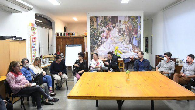 La reunión entre los integrantes de la Asociación del Parque Federal y la municipalidad por las obras del Parque Federal