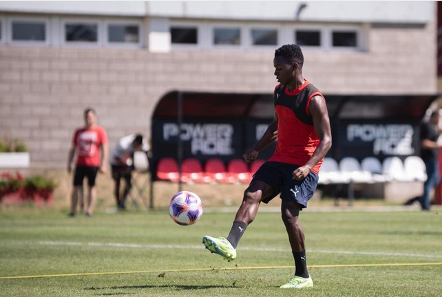 Por el faltazo a la pr&aacute;ctica, Independiente sancion&oacute; a Juan Cazares.