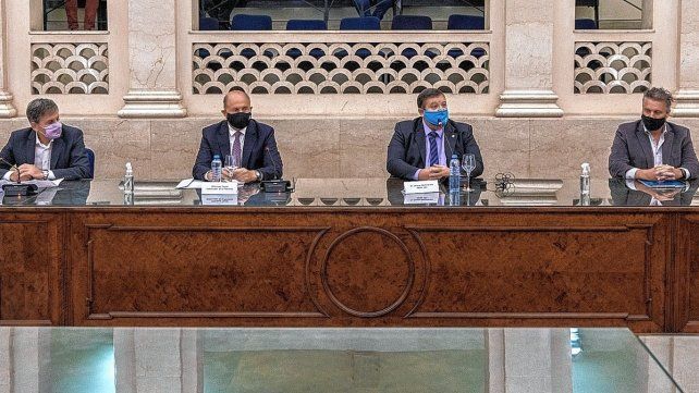 Enrique Mammarella junto a Omar Perotti, Emilio Jat&oacute;n y Marcelo Saba.&nbsp;