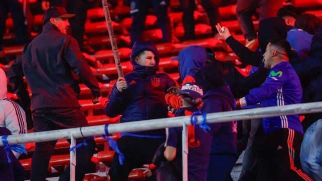 Una barbarie que sentó precedente en el partido de Copa Sudamericana entre Independiente y Universidad de Chile.