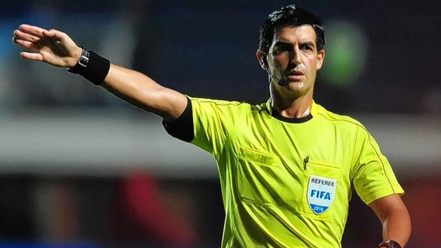 El uruguayo Leodán González dirigirá el amistoso entre Colón y Vélez.