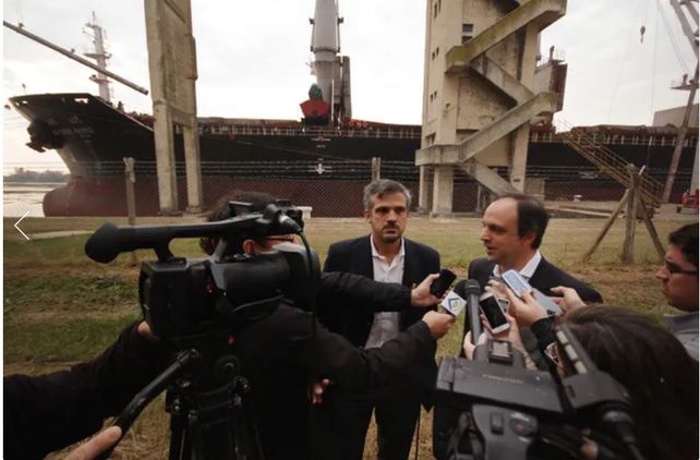 Transporte. El barco de 178 metros de largo partió desde Santa Fe con 15.700 toneladas de trigo destinado a molinos harineros de Brasil. 