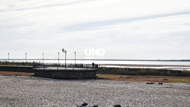 Bajante del rio Paraná en la ciudad de Santa Fe