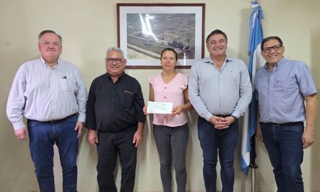 El senador Felipe Michlig junto al diputado Marcelo visitaron la localidad de Las Avispas y más tarde en la sede del Senado, de la ciudad de San Cristóbal