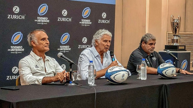 El presidente de la UAR, Gabriel Travaglini, encabez&oacute; el lanzamiento escoltado por F&eacute;lix P&aacute;ez Molina y V&iacute;ctor Luna.