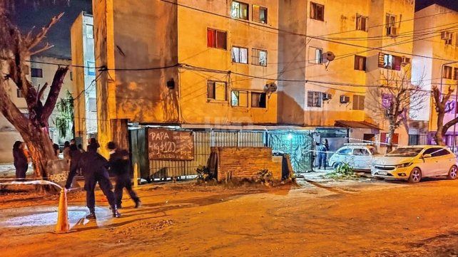 Disparos en Don Bosco: a un hombre fue baleado dentro de su automóvil