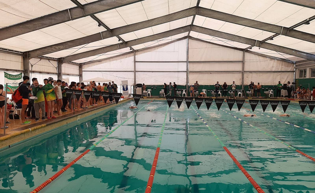 Más de 140 inscriptos compitieron el pasado fin de semana en el natatorio Pedro Consuegra de la prestigiosa entidad santafesina.