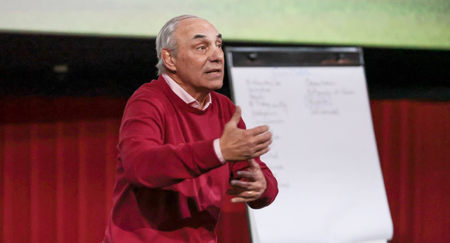El entrenador que logró la medalla de bronce en el Mundial de 2007 brindó una charla en la capital provincial.