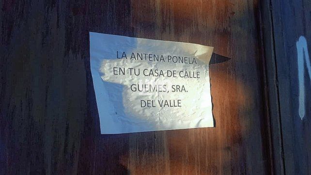 Los vecinos del Barrio Las Lomas no quieren que se instale la antena de 5G.