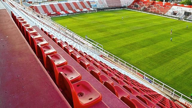 Unión recordó a sus socios que vence el tiempo por precios especiales para renovar palcos y plateas.