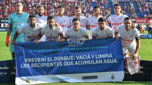 Uni&oacute;n se trae un valioso punto ante San Lorenzo.