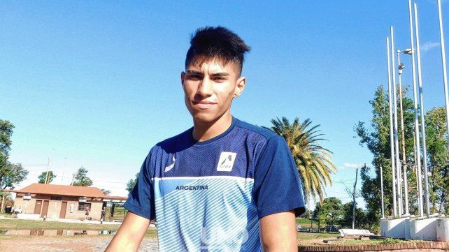 El humbolense Brian López de la Federación Santafesina competirá en la prueba de salto en largo en el Sudamericano a desarrollarse en Ecuador.