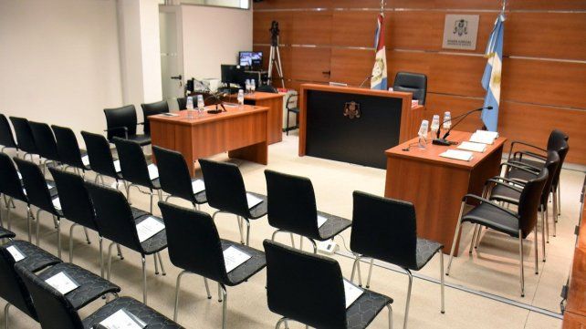 Este martes concluyó el primer juicio oral y público con jurado popular en la provincia de Santa Fe Este martes concluyó el primer juicio oral y público con jurado popular en la provincia de Santa Fe