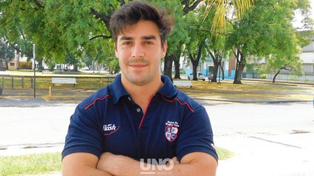 Foradini actualmente estudia abogacía, e integró varios seleccionados de la Unión Santafesina de Rugby.