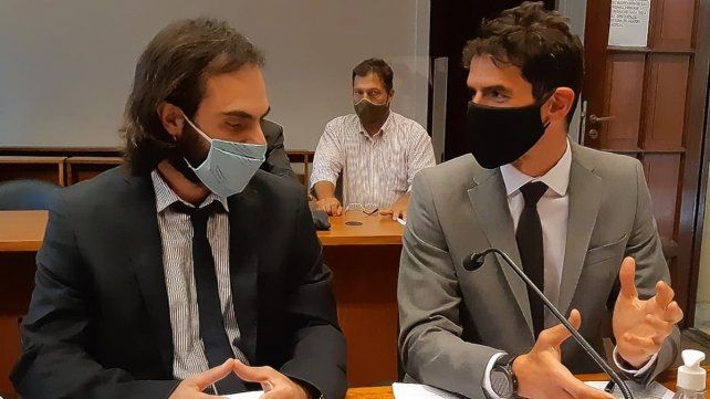 Los fiscales Ezequiel Hernández y Federico Grimberg durante la audiencia