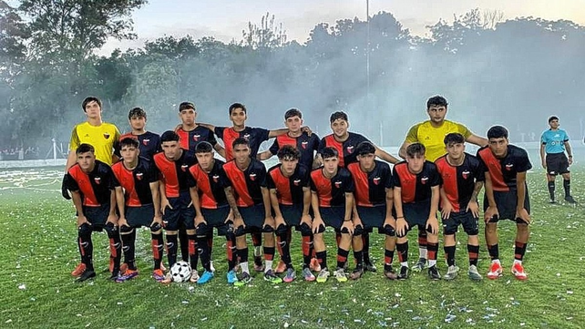 El Sabalero hab&iacute;a igualado 0 a 0 con el Colegial pero en los penales fue superado.