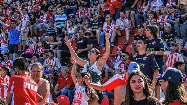 Los socios de Unión deberán pagar pero son los únicos habilitados para ingresar al 15 de Abril.