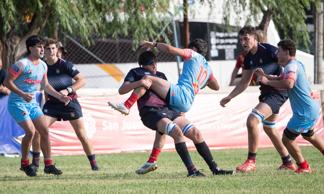 Buenos Aires derrot&oacute; a la Uni&oacute;n Santafesina por 34 a 23 en la final del Argentino Juvenil.