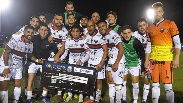 Colón sacaría su agenda deportiva 2020 la disputa de la Copa Argentina. 