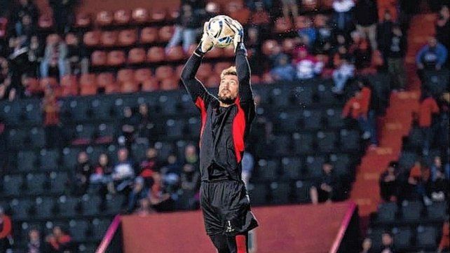 Colón sigue la recuperación del arquero Matías Budiño.