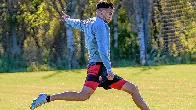 Si llega un marcador central zurdo de jerarqu&iacute;a y experiencia, podr&iacute;a darse la salida de Nicol&aacute;s Thaller de Col&oacute;n.