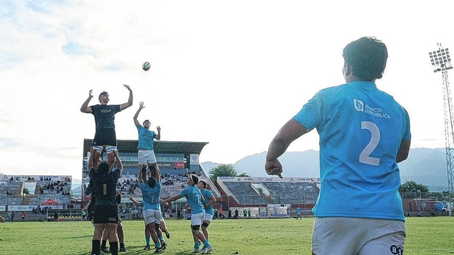 Argentina 2, con dos jugadores de la Uni&oacute;n Santafesina, derrot&oacute; a Uruguay por 19 a 17.