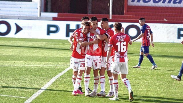 Fernando M&aacute;rquez convirti&oacute; su segundo gol en el torneo, y se gan&oacute; un lugar como titular en Uni&oacute;n. UNO Santa Fe | Jos&eacute; Busiemi&nbsp;