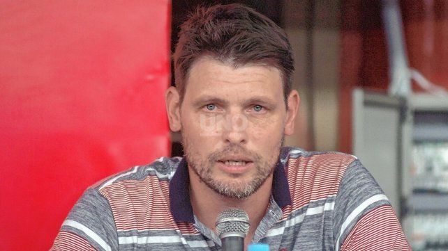 Roberto Battión, quien fue el último secretario técnico de Unión, le reclama una cuantiosa deuda a Independiente.