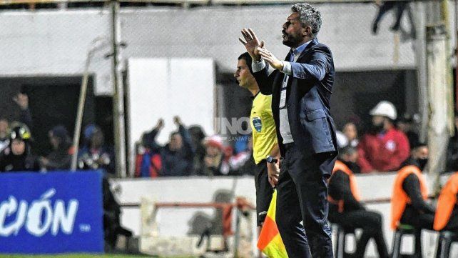 Gustavo Mun&uacute;a remarc&oacute; que "Uni&oacute;n hizo el partido que ten&iacute;a que hacer" ante Fluminense.