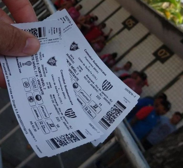 Uni&oacute;n fue citado como de Colombia (Col) en las entradas para el partido contra Fluminense por la Conmebol.