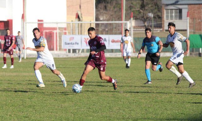 El Tiburón perdió por 2 a 1 ante el León de la ciudad de Rafaela, con un global que quedó para el local por 6 a 1.