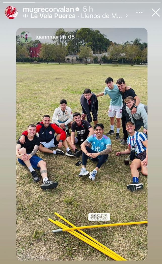 Claudio Corvalán estuvo haciendo algunos trabajos junto a otros jugadores de Unión en vacaciones