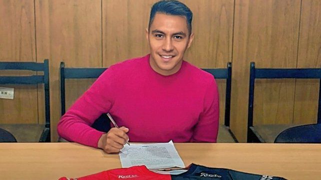 &Aacute;ngel Cardozo Lucena est&aacute; habilitado en Col&oacute;n para jugar contra Hurac&aacute;n.